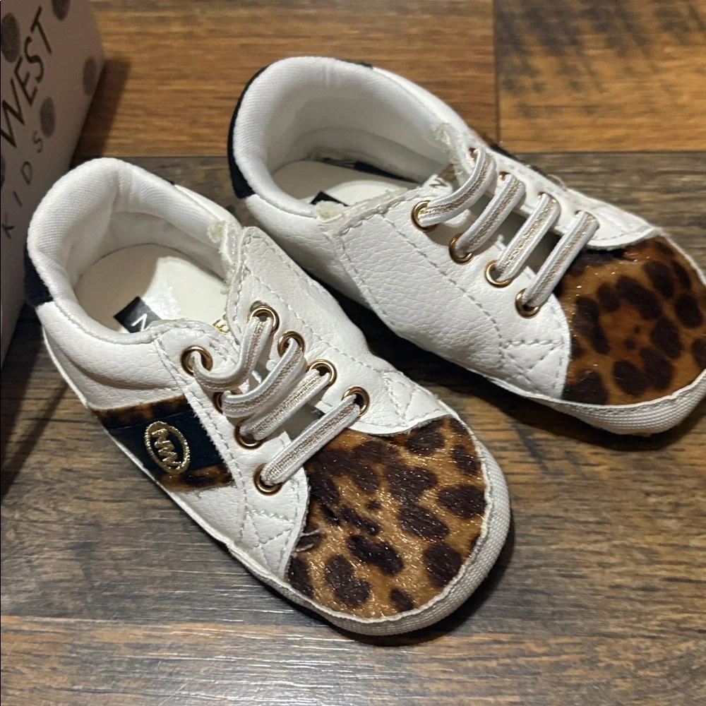 Nine West Baby Mena‎ White Animal Crib Shoes